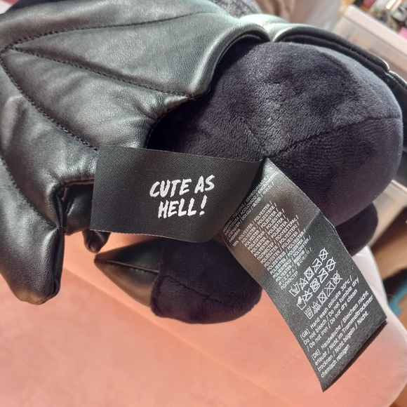 SOLD @MARKET! KREEPTURE by Killstar! Baby Beelzebub nwot w dust bag! - Picture 6 of 11